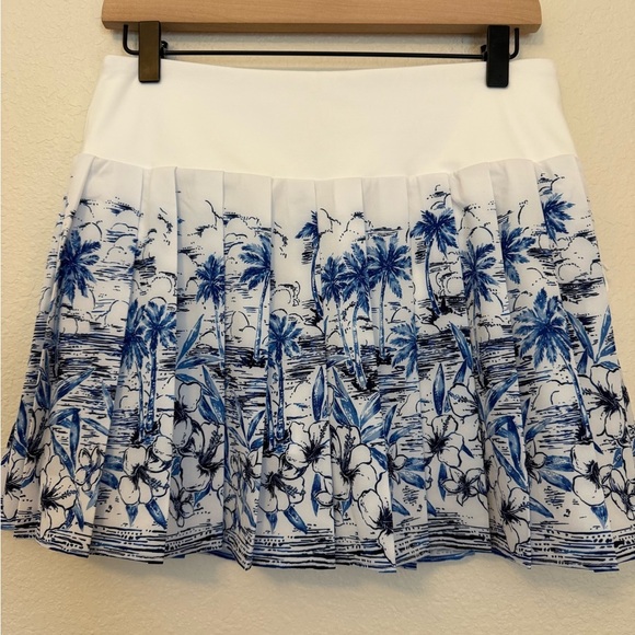 Tommy Bahama Skort - Picture 2 of 6